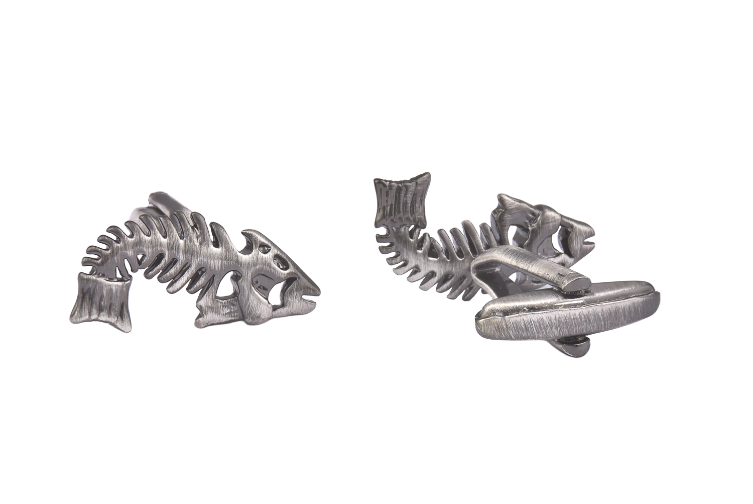 CGHC0170.jpg Fish Skeleton Cufflinks - Image 1